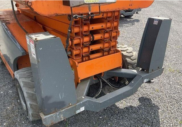 Haulotte Compact 12 DX, Geländegängig, Kubota, 12,15m - Plataforma de Tijera/ Plataforma de tesoura: foto 5 Haulotte Compact 12 DX, Geländegängig, Kubota, 12,15m - Plataforma de Tijera/ Plataforma de tesoura: foto 5