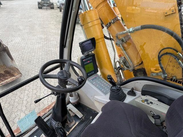Locação de Liebherr A 904 C Litronic, S.W.S., AC, Tieflöffel, Kamera Liebherr A 904 C Litronic, S.W.S., AC, Tieflöffel, Kamera: foto 16