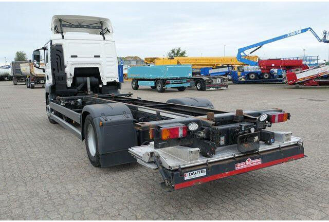 MAN 18.330 TGS 4x2, BDF, LBW 2.0to., Liege, Luftfed. - Caminhão chassi: foto 3 MAN 18.330 TGS 4x2, BDF, LBW 2.0to., Liege, Luftfed. - Caminhão chassi: foto 3