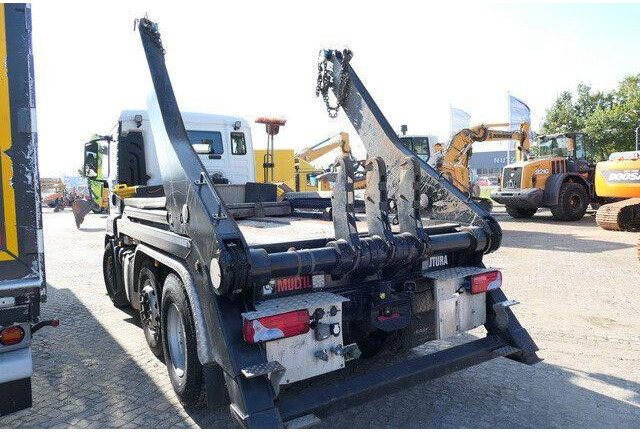 MAN 26.460 TGS 6x2, Hiab FTR18, Funk, Vorlauflenk,AC - Caminhão com sistema de cabo: foto 5 MAN 26.460 TGS 6x2, Hiab FTR18, Funk, Vorlauflenk,AC - Caminhão com sistema de cabo: foto 5