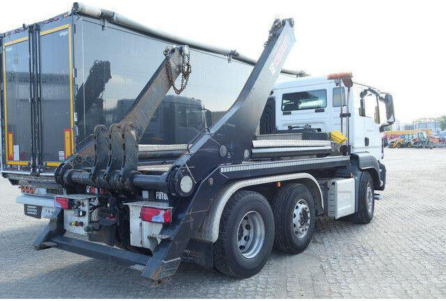 MAN 26.460 TGS 6x2, Hiab FTR18, Funk, Vorlauflenk,AC - Caminhão com sistema de cabo: foto 4 MAN 26.460 TGS 6x2, Hiab FTR18, Funk, Vorlauflenk,AC - Caminhão com sistema de cabo: foto 4