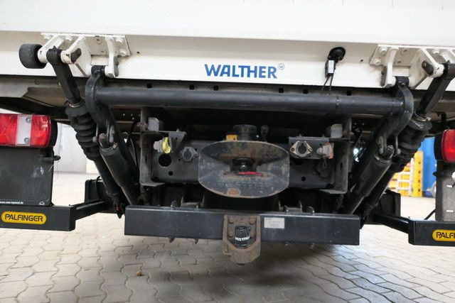 MAN 8.180 TGL/LBW/2x ANH/Klima/3 Sitze - Carrinha de contentor: foto 4 MAN 8.180 TGL/LBW/2x ANH/Klima/3 Sitze - Carrinha de contentor: foto 4