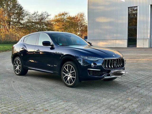 Maserati Levante Q4 Gran Lusso/2. Hand/TOP! - Furgão caixa aberta: foto 1 Maserati Levante Q4 Gran Lusso/2. Hand/TOP! - Furgão caixa aberta: foto 1