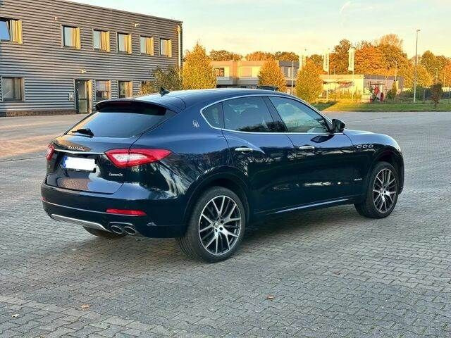 Maserati Levante Q4 Gran Lusso/2. Hand/TOP! - Furgão caixa aberta: foto 2 Maserati Levante Q4 Gran Lusso/2. Hand/TOP! - Furgão caixa aberta: foto 2