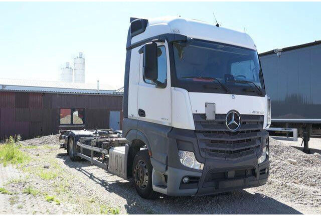 Mercedes-Benz 1842 L Actros/LBW/Retarder/BDF - Caminhão chassi: foto 3 Mercedes-Benz 1842 L Actros/LBW/Retarder/BDF - Caminhão chassi: foto 3