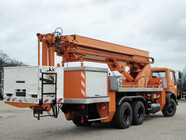 Caminhão com plataforma aérea Mercedes-Benz 2222 6x4, Ruthmann, 28m. 3. Sitz: foto 10