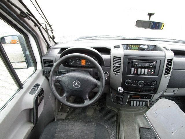 Mercedes-Benz 516 CDI Sprinter, Euro 6, 17 Sitze, Aut., Rampe - Micro-ônibus, Furgão de passageiros: foto 4 Mercedes-Benz 516 CDI Sprinter, Euro 6, 17 Sitze, Aut., Rampe - Micro-ônibus, Furgão de passageiros: foto 4