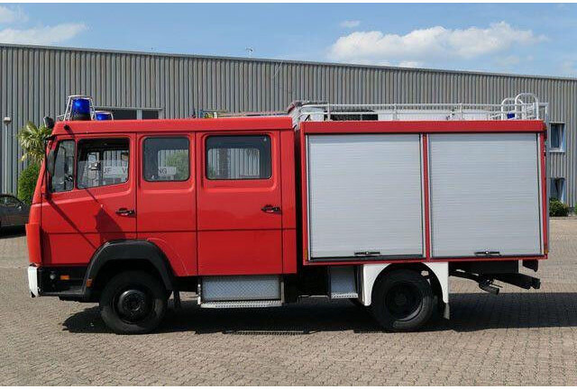 Mercedes-Benz 814 F/Feuerwehr/Pumpe/9 Sitze - Carro de bombeiro: foto 2 Mercedes-Benz 814 F/Feuerwehr/Pumpe/9 Sitze - Carro de bombeiro: foto 2