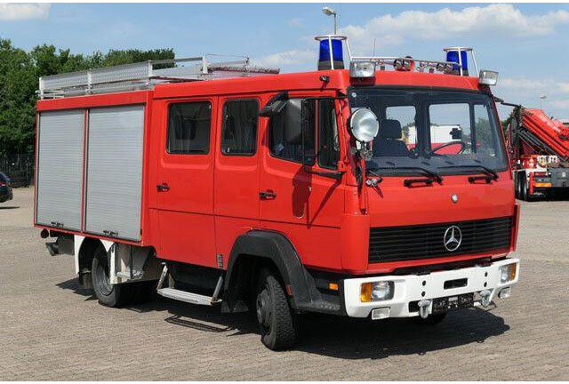 Mercedes-Benz 814 F/Feuerwehr/Pumpe/9 Sitze - Carro de bombeiro: foto 3 Mercedes-Benz 814 F/Feuerwehr/Pumpe/9 Sitze - Carro de bombeiro: foto 3