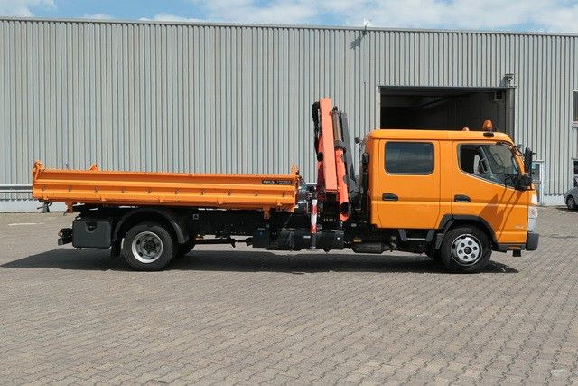 Mitsubishi Fuso Canter 7C18D, Palfinger PK 7001-KA, DOKA - Caminhão basculante, Caminhão grua: foto 2 Mitsubishi Fuso Canter 7C18D, Palfinger PK 7001-KA, DOKA - Caminhão basculante, Caminhão grua: foto 2