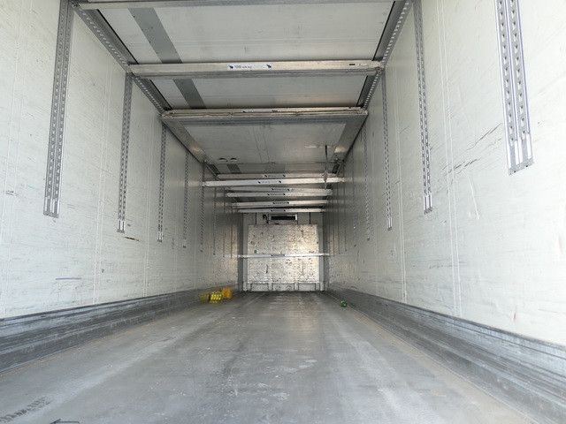 Schmitz Cargobull SKO 24, Doppelstock, Carrier Maxima, Trennwand - Semireboque frigorífico: foto 4 Schmitz Cargobull SKO 24, Doppelstock, Carrier Maxima, Trennwand - Semireboque frigorífico: foto 4