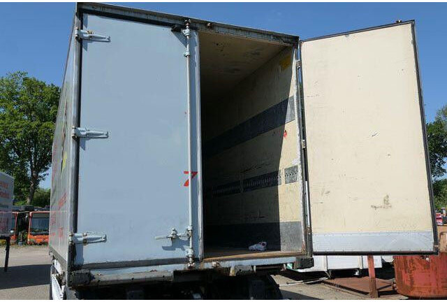 Schmitz Cargobull WKO, Wechselkoffer, Isoliert, Türen, BDF - Reboque furgão: foto 5 Schmitz Cargobull WKO, Wechselkoffer, Isoliert, Türen, BDF - Reboque furgão: foto 5
