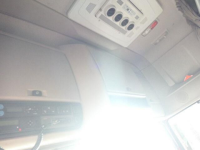 Tractor DAF XF 460, SSC, Retarder, Klima, VA+HA-Luftfederung: foto 13 Tractor DAF XF 460, SSC, Retarder, Klima, VA+HA-Luftfederung: foto 13