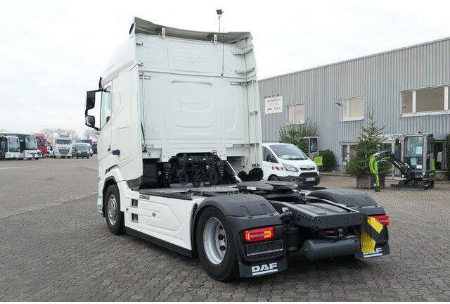 DAF XG 530 FT 4x2, Intarder, 2x Tank, Standklima - Tractor: foto 3 DAF XG 530 FT 4x2, Intarder, 2x Tank, Standklima - Tractor: foto 3