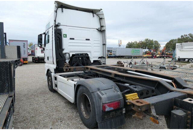 MAN 18.460 TGX XXL 4x2, Spoiler, Intarder, 2x Tank - Tractor: foto 3 MAN 18.460 TGX XXL 4x2, Spoiler, Intarder, 2x Tank - Tractor: foto 3