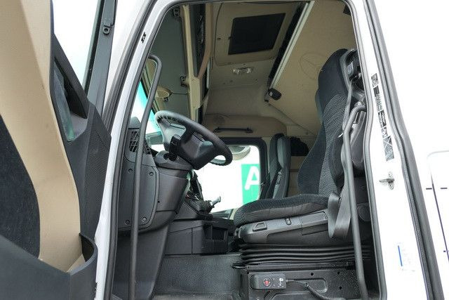 Tractor Mercedes-Benz 1843 LS Actros, MP4, Retarder, 2x Tank, Spoiler: foto 6