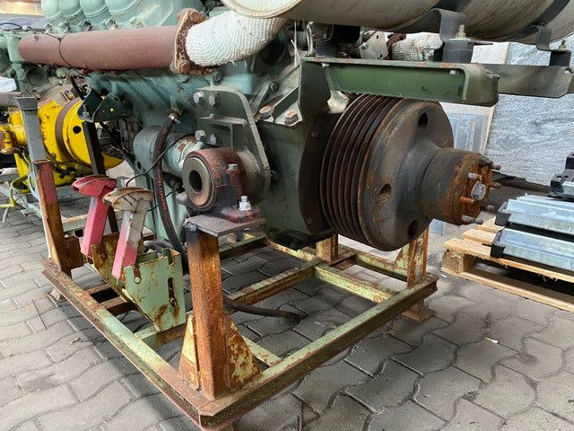 Mercedes-Benz OM 422 Motor, V8, 8 Zylinder, 10x am Lager - Tractor: foto 3 Mercedes-Benz OM 422 Motor, V8, 8 Zylinder, 10x am Lager - Tractor: foto 3