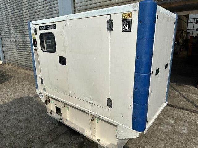 WILSON P33-2 Stromgenrator, 33kVA, Perkins, TOP - Gerador elétrico: foto 2 WILSON P33-2 Stromgenrator, 33kVA, Perkins, TOP - Gerador elétrico: foto 2