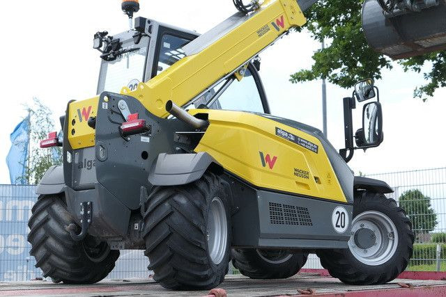 Wacker Neuson TH 412 4x4/nur 150 Std./wie NEU! - Carregadeira de rodas: foto 4 Wacker Neuson TH 412 4x4/nur 150 Std./wie NEU! - Carregadeira de rodas: foto 4
