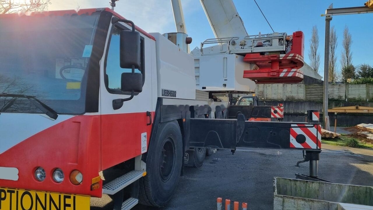 Liebherr LTM 1130 5.1 - Guindaste móvel: foto 1 Liebherr LTM 1130 5.1 - Guindaste móvel: foto 1