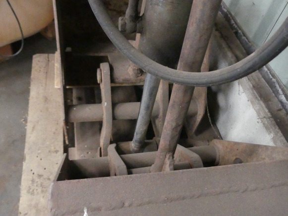 Grappin hydraulique marque et modèle inconnu - Balde de maxilas de Máquina de construção: foto 5 Grappin hydraulique marque et modèle inconnu - Balde de maxilas de Máquina de construção: foto 5