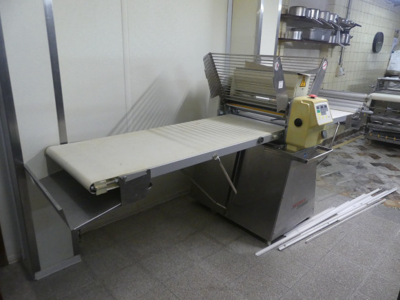 Laminoir de boulangerie Seewer Rondo - Equipamento de processamento de alimentos: foto 1 Laminoir de boulangerie Seewer Rondo - Equipamento de processamento de alimentos: foto 1