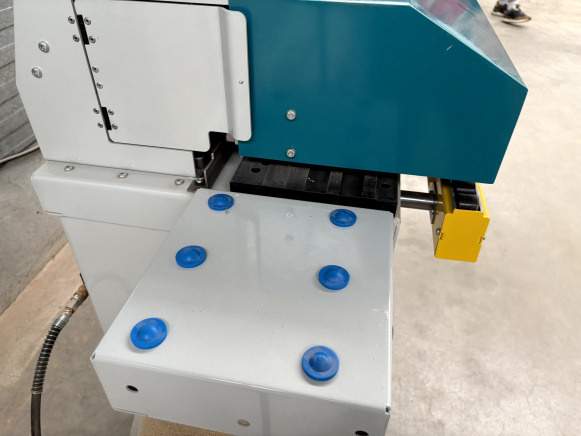 Máquina de madeira Plaqueuse de chants VIRutex EB 140 PLC (2024): foto 8