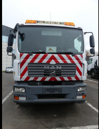 REF:10231 - Camion benne avec grue MAN TGM 18.240(VIN: WMAN08ZZ89Y231476) - Caminhão basculante, Caminhão grua: foto 3 REF:10231 - Camion benne avec grue MAN TGM 18.240(VIN: WMAN08ZZ89Y231476) - Caminhão basculante, Caminhão grua: foto 3