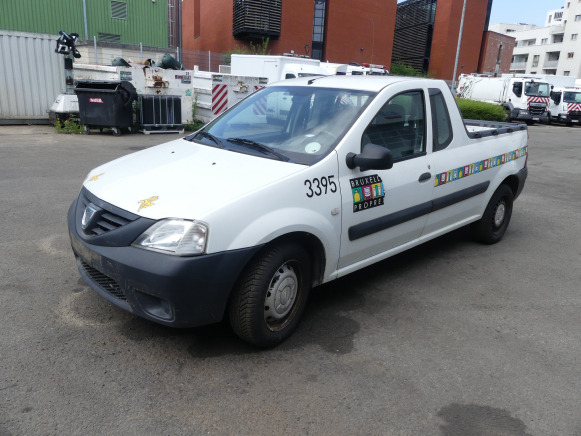 REF:12395 - Camionnette pickup Dacia Logan 1.5 DCI (2012-121.398 km) - Pick-up: foto 1 REF:12395 - Camionnette pickup Dacia Logan 1.5 DCI (2012-121.398 km) - Pick-up: foto 1