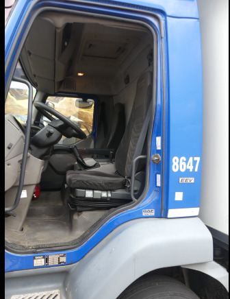 REF:8647 - Camion Fourgon DAF FA-LF55 (2011-110.163 km) - Caminhão furgão: foto 5 REF:8647 - Camion Fourgon DAF FA-LF55 (2011-110.163 km) - Caminhão furgão: foto 5