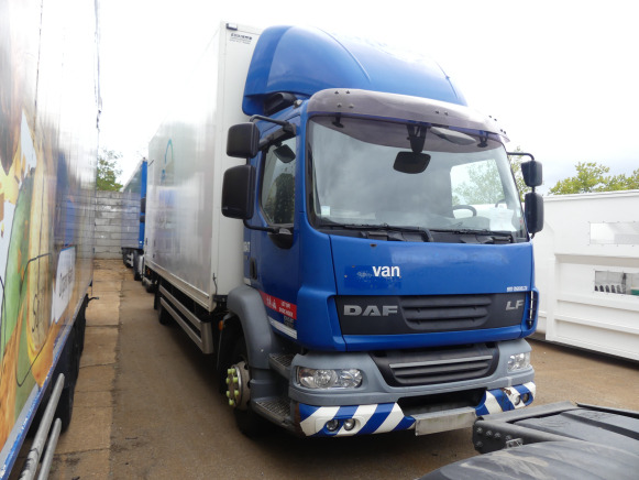REF:8647 - Camion Fourgon DAF FA-LF55 (2011-110.163 km) - Caminhão furgão: foto 2 REF:8647 - Camion Fourgon DAF FA-LF55 (2011-110.163 km) - Caminhão furgão: foto 2