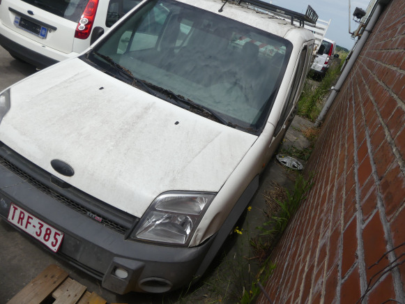 REF:Immatriculé sous : TRF-385 - Voiture Ford Tourneo Connect - Carrinha cabine dupla: foto 2 REF:Immatriculé sous : TRF-385 - Voiture Ford Tourneo Connect - Carrinha cabine dupla: foto 2