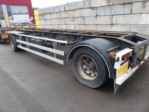 REF:WD-83-GR - Remorque porte container Floor FLA-10-108 - Reboque transportador de contêineres/ Caixa móvel: foto 2 REF:WD-83-GR - Remorque porte container Floor FLA-10-108 - Reboque transportador de contêineres/ Caixa móvel: foto 2