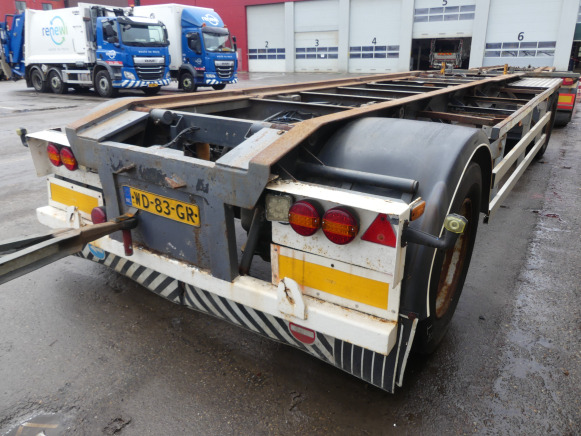 REF:WD-83-GR - Remorque porte container Floor FLA-10-108 - Reboque transportador de contêineres/ Caixa móvel: foto 3 REF:WD-83-GR - Remorque porte container Floor FLA-10-108 - Reboque transportador de contêineres/ Caixa móvel: foto 3