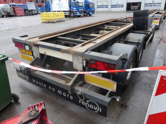 REF:WS-SH-57 - Remorque porte container GS Meppel ALC-2700N - Reboque transportador de contêineres/ Caixa móvel: foto 3 REF:WS-SH-57 - Remorque porte container GS Meppel ALC-2700N - Reboque transportador de contêineres/ Caixa móvel: foto 3