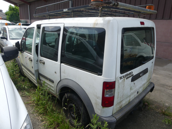 REF:immatriculé sous : TRF-384 - Voiture Ford Tourneo Connect - Carrinha cabine dupla: foto 3 REF:immatriculé sous : TRF-384 - Voiture Ford Tourneo Connect - Carrinha cabine dupla: foto 3