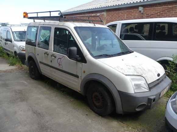 REF:immatriculé sous : TRF-384 - Voiture Ford Tourneo Connect - Carrinha cabine dupla: foto 1 REF:immatriculé sous : TRF-384 - Voiture Ford Tourneo Connect - Carrinha cabine dupla: foto 1