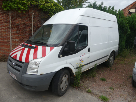 REF:immatriculée sous : 1-BRU-301 - Camionnette Ford Transit - Furgão: foto 1 REF:immatriculée sous : 1-BRU-301 - Camionnette Ford Transit - Furgão: foto 1