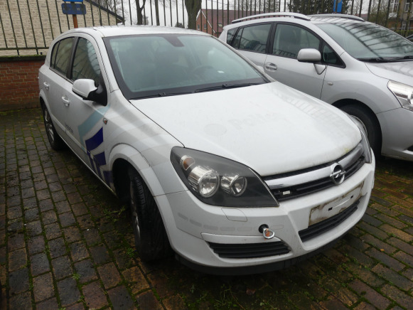 Voiture Opel Astra (2005-150.228 km) - Automóvel: foto 2 Voiture Opel Astra (2005-150.228 km) - Automóvel: foto 2