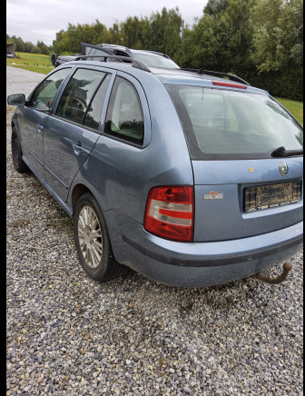 Skoda fabia - Automóvel: foto 5 Skoda fabia - Automóvel: foto 5