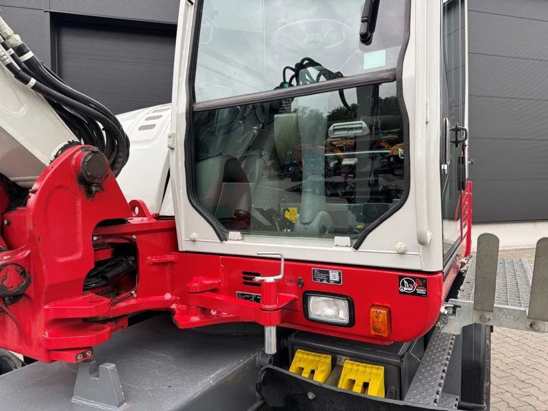 Takeuchi TB29W 2022 3700 uur ! DKS - Escavadeira de rodas: foto 3 Takeuchi TB29W 2022 3700 uur ! DKS - Escavadeira de rodas: foto 3