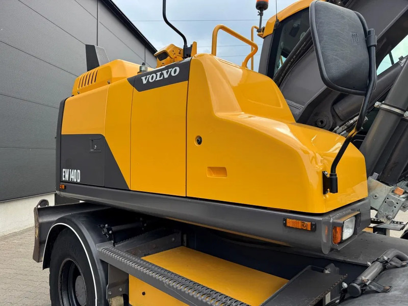 Escavadeira de rodas Volvo EW140D 2017 10000 uur ! NETTE NEDERLANDSE MACHINE: foto 8