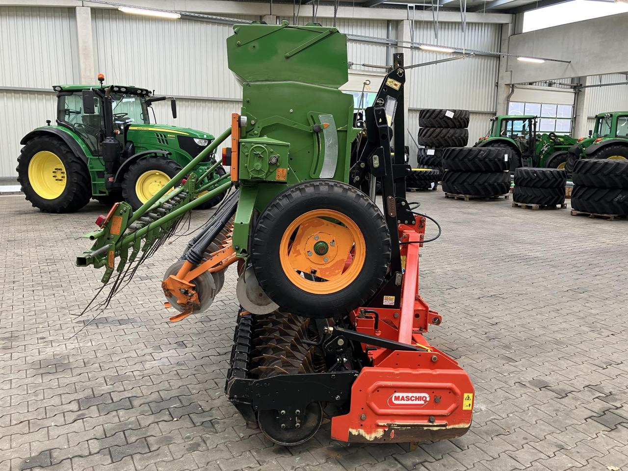 Amazone D8/30 Super - Semeadeira: foto 3 Amazone D8/30 Super - Semeadeira: foto 3