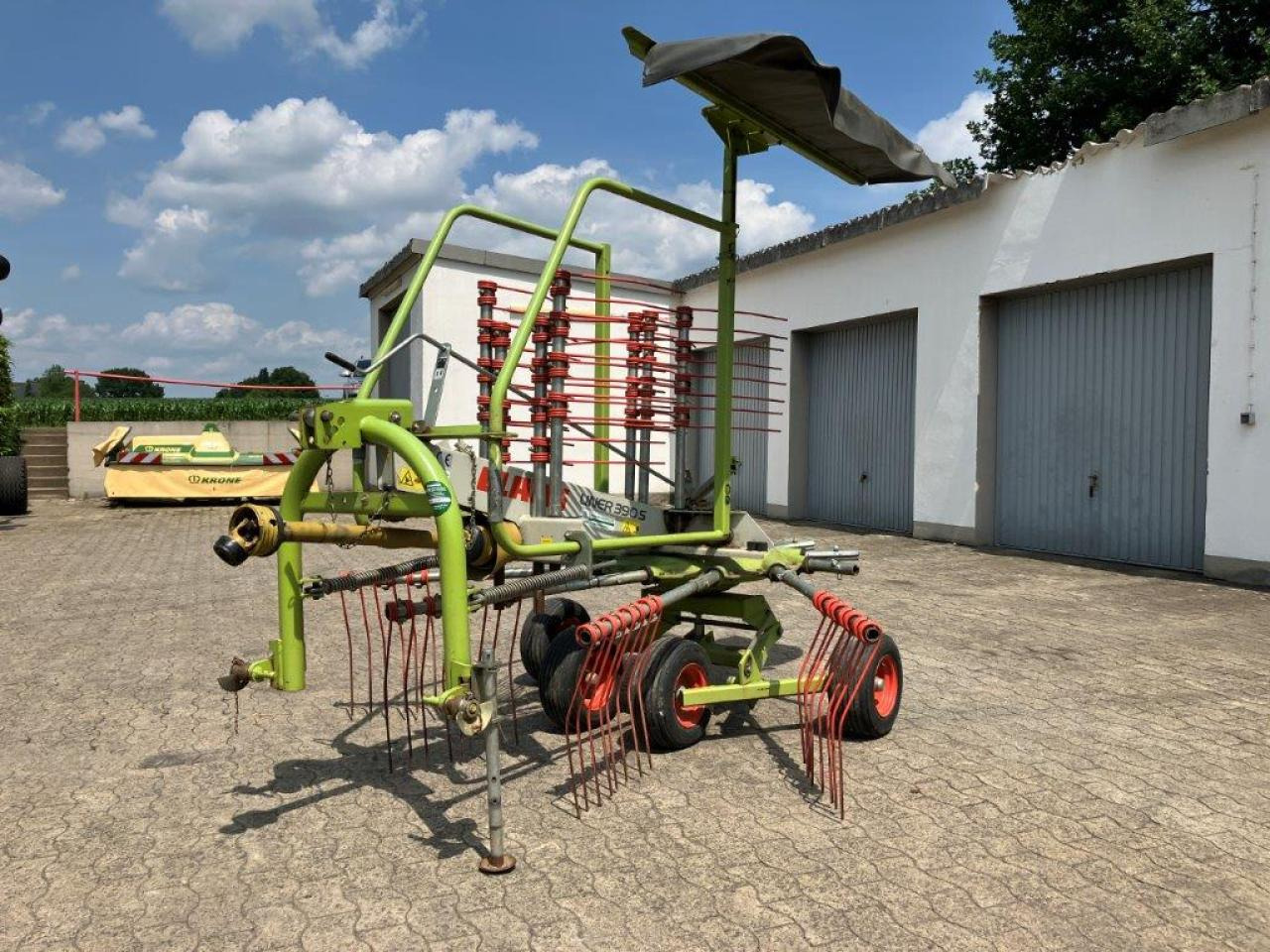 CLAAS Liner 390S - Ancinho enleirador: foto 3 CLAAS Liner 390S - Ancinho enleirador: foto 3