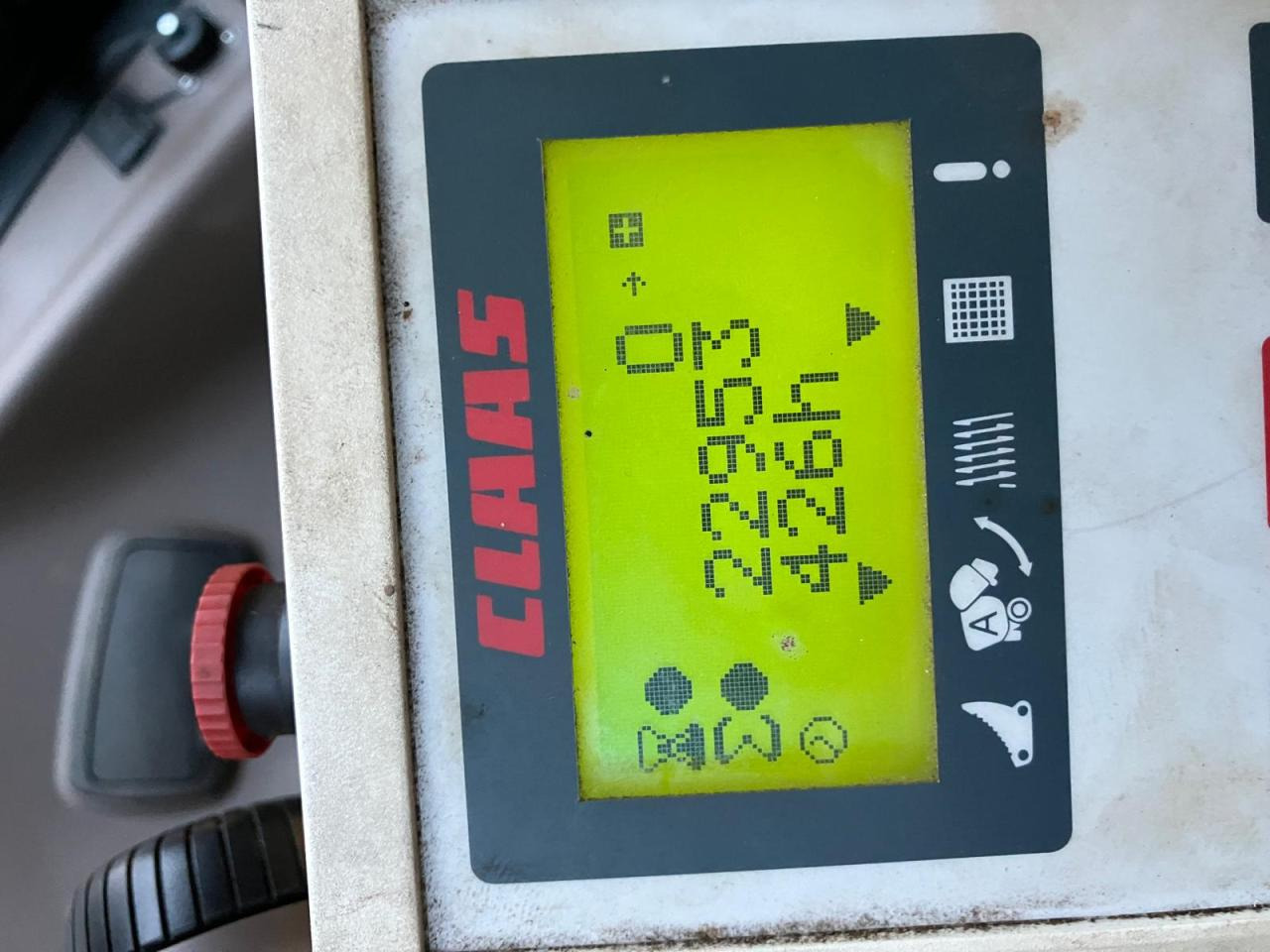 CLAAS Rollant 255 - Enfardadeira de fardos redondos: foto 4 CLAAS Rollant 255 - Enfardadeira de fardos redondos: foto 4