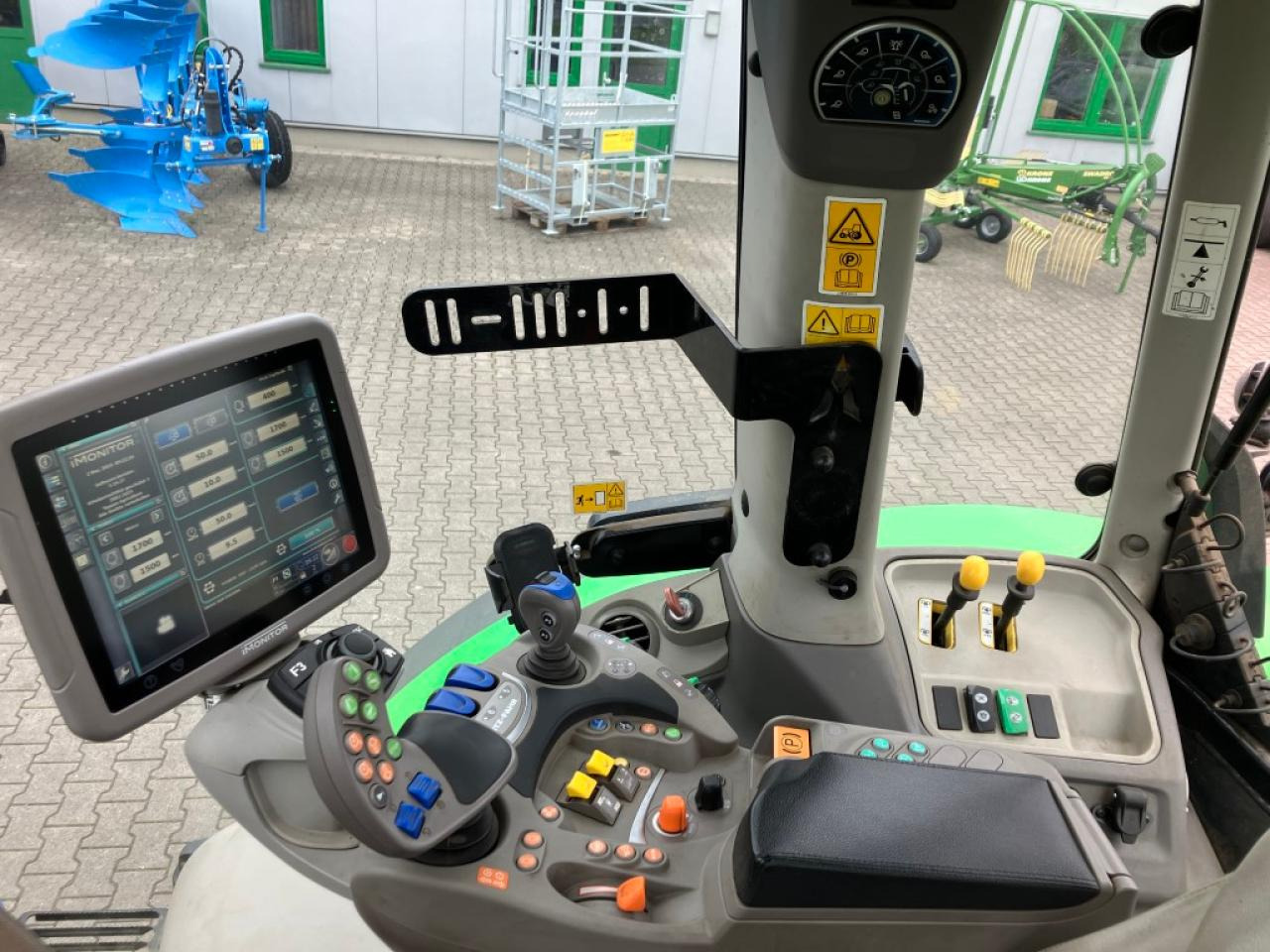 Trator Deutz-Fahr 6215 TTV: foto 14