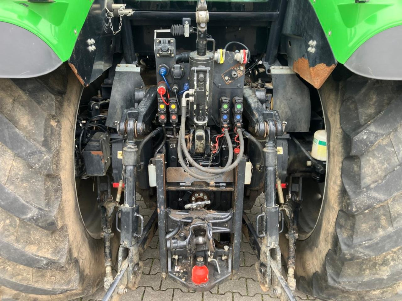 Trator Deutz-Fahr 6215 TTV: foto 9