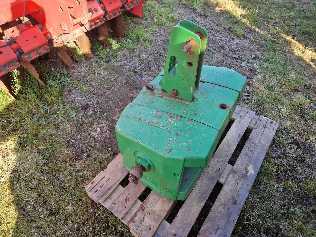 John Deere 900 kg - Equipamento: foto 3 John Deere 900 kg - Equipamento: foto 3