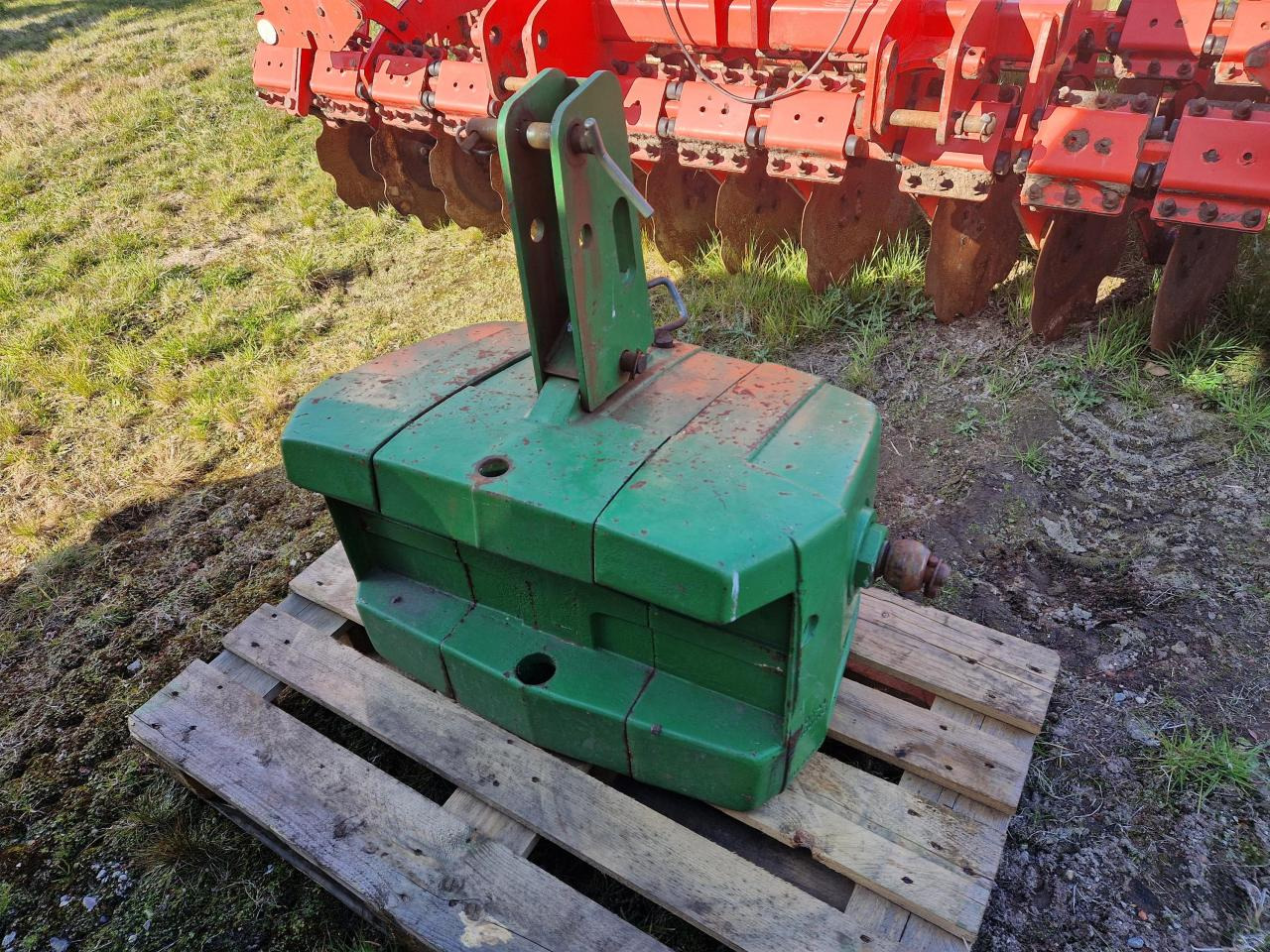 John Deere 900 kg - Equipamento: foto 2 John Deere 900 kg - Equipamento: foto 2