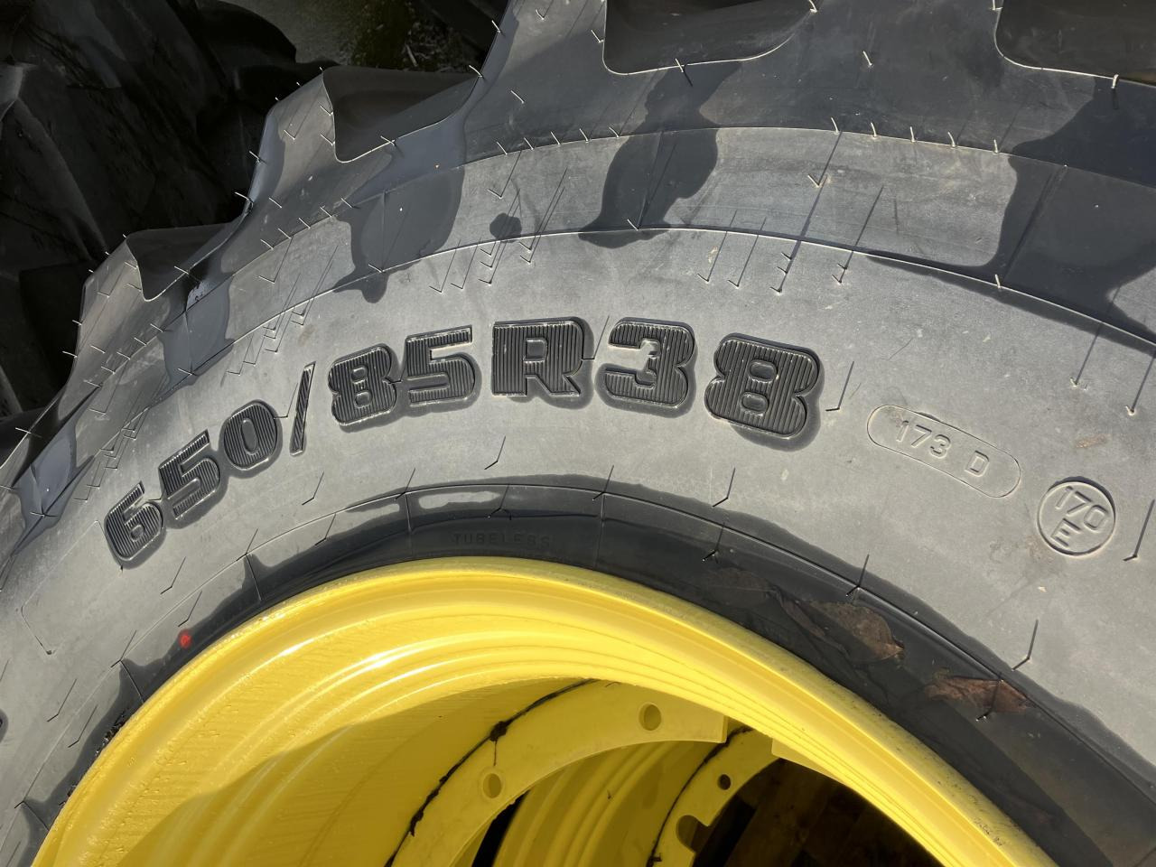 Firestone 650/85R38 - Pneu de Máquina agrícola: foto 4 Firestone 650/85R38 - Pneu de Máquina agrícola: foto 4